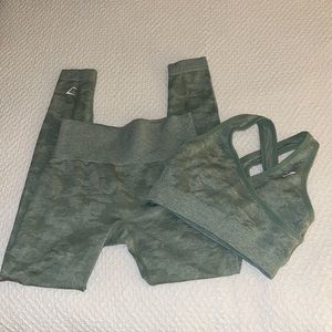 Gymshark green camo set